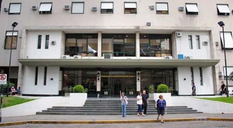 Tras una orden judicial, obra social debió cubrir un trasplante de médula ósea