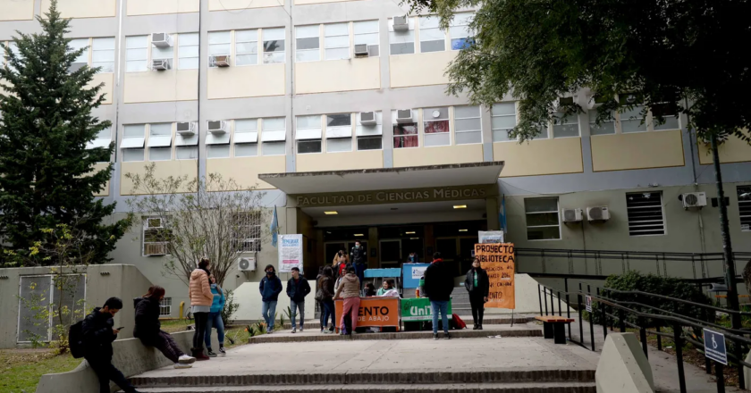 Estudiantes de la facultad de Medicina de la UNLP llevaron a la Justicia los cambios en los planes de estudios