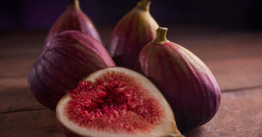 Cuál es la fruta de los deportistas que mejora su rendimiento físico y brinda beneficios a la salud