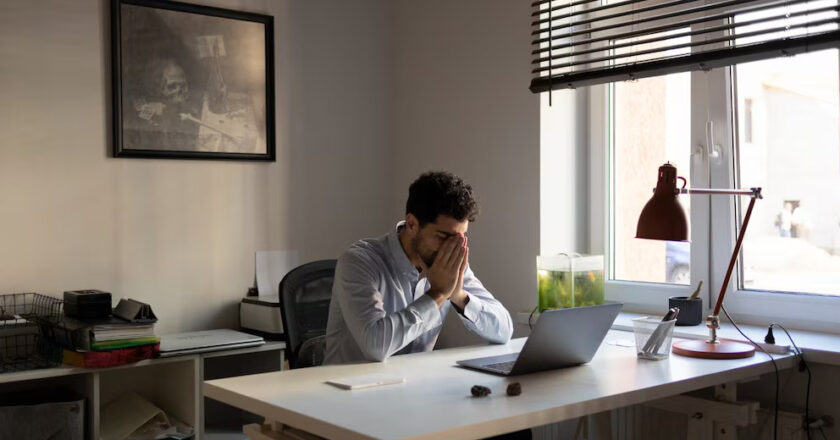 Siete consejos para enfrentar la ‘tusa’ y la depresión laboral luego de las vacaciones: cuide su salud mental