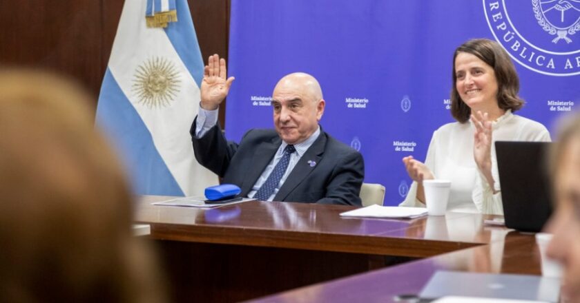 Salud presentó el manual de educación diabetológica para personas con diabetes mellitus