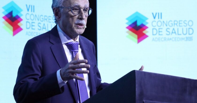 Lugones, en el VII Congreso de Salud ADECRA + CEDIM 2025: “No queremos más de lo mismo. Nuestra misión es modificar el sistema”